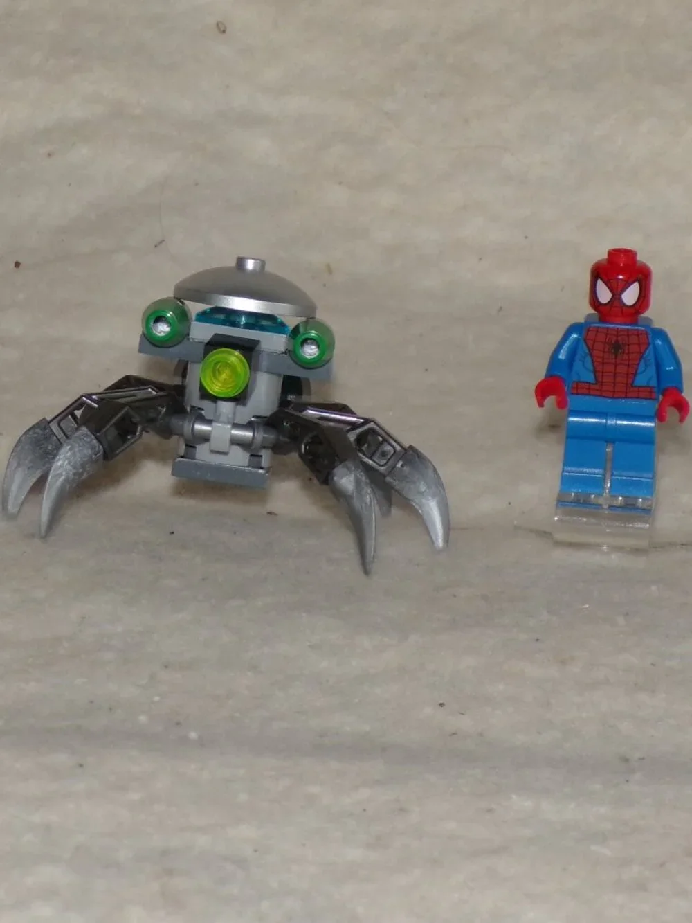 LEGO Spider-Man Super Jumper (30305) | Built Complete | Manual & Minifig